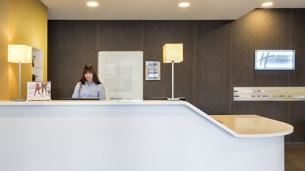 holiday inn express friedrichshafen by ihg