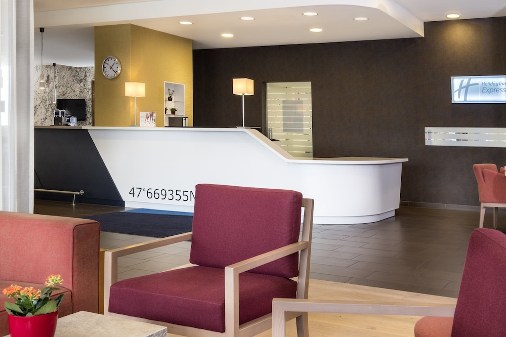 holiday inn express friedrichshafen by ihg