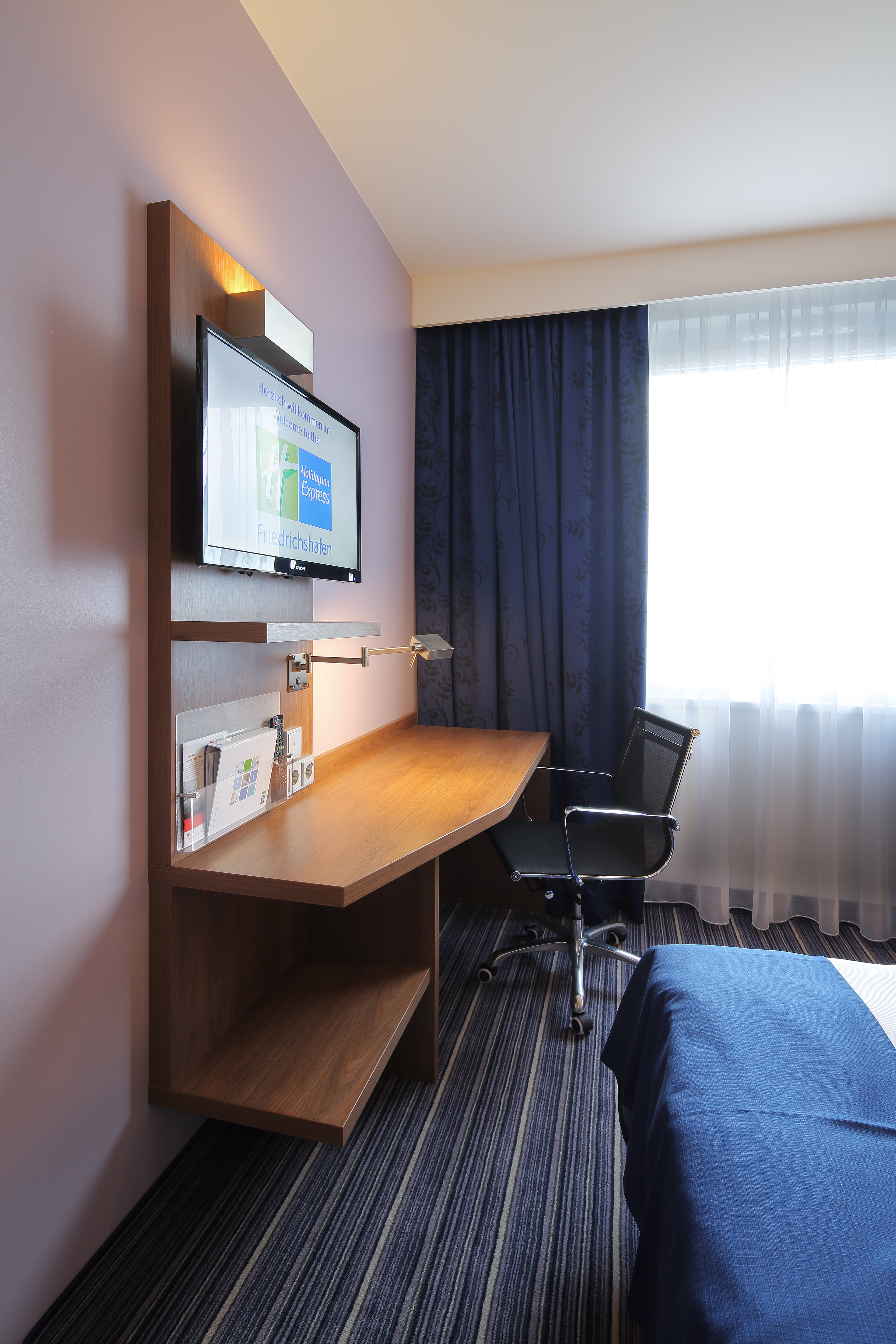 holiday inn express friedrichshafen by ihg