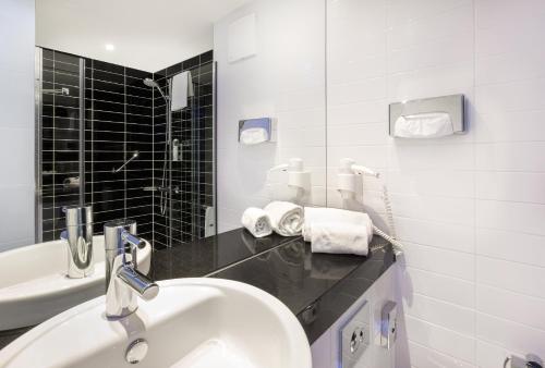 holiday inn express friedrichshafen by ihg