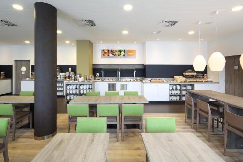 holiday inn express friedrichshafen by ihg