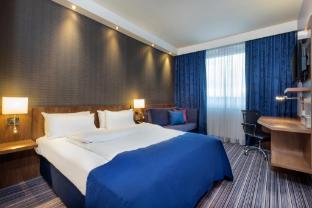 holiday inn express friedrichshafen by ihg