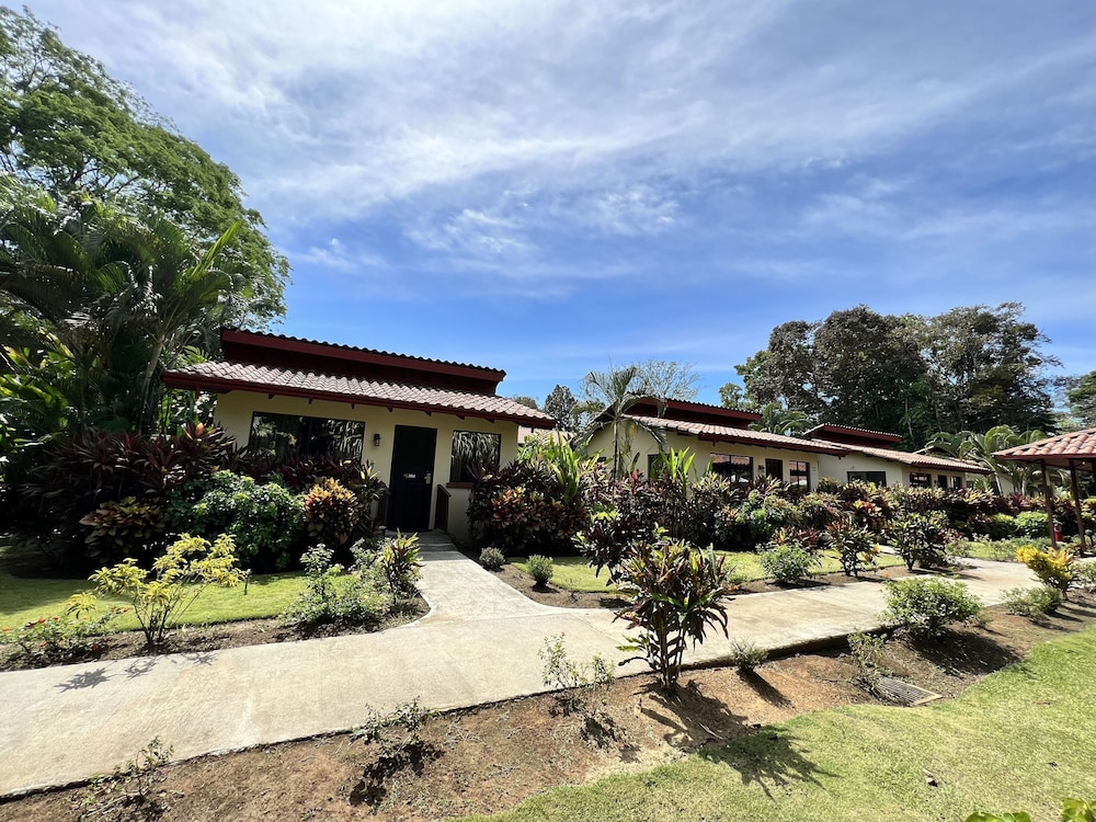 la foresta nature resort