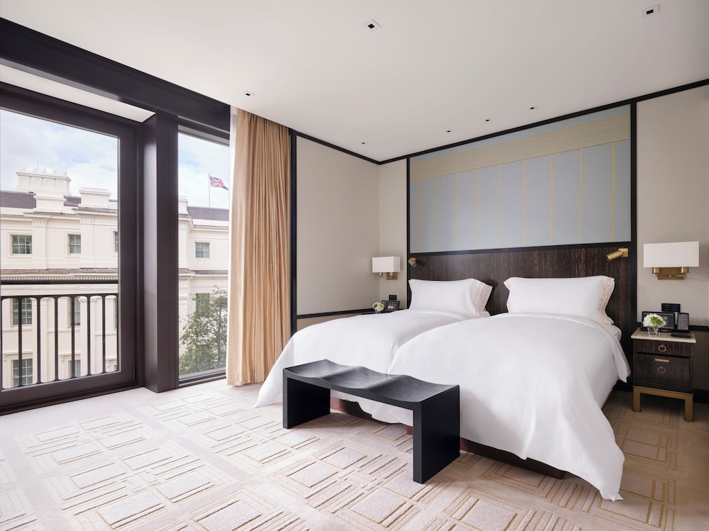 the peninsula london