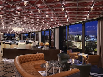 the peninsula london