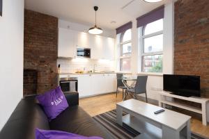 pillo rooms serviced apartments salford