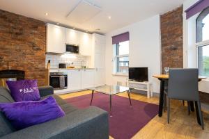 pillo rooms serviced apartments salford