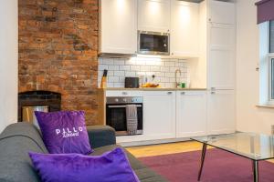 pillo rooms serviced apartments salford