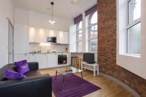 pillo rooms serviced apartments salford