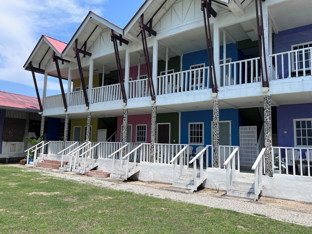 capital o 90741 tuba beach resort langkawi