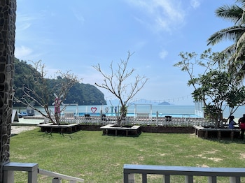 capital o 90741 tuba beach resort langkawi