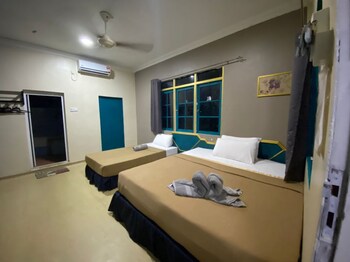 capital o 90741 tuba beach resort langkawi