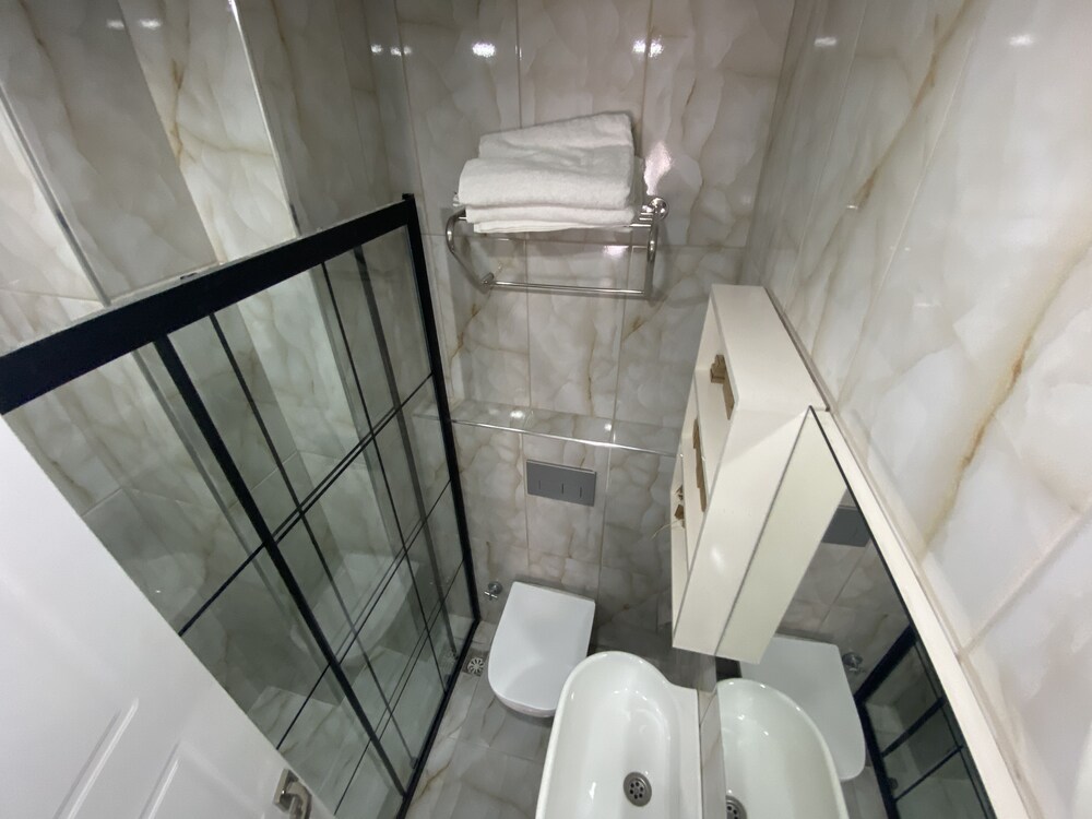 shiva pera hotel spa