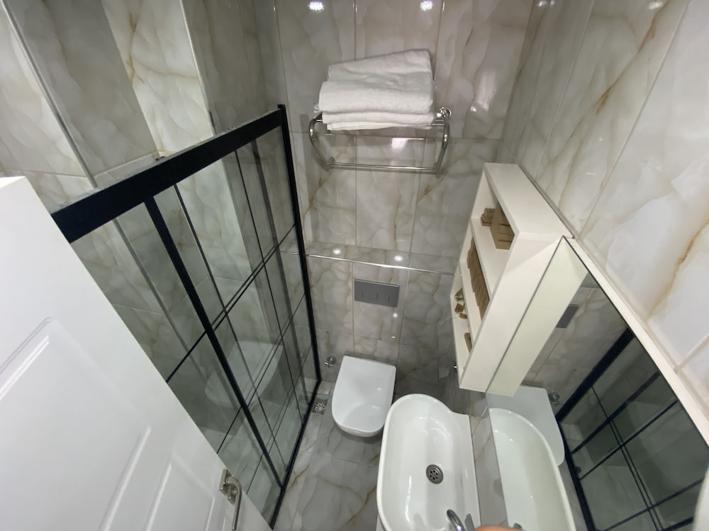 shiva pera hotel spa