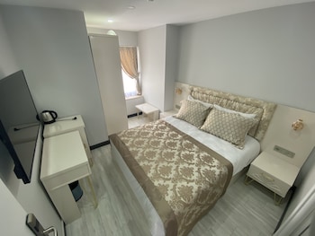 shiva pera hotel spa