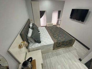 shiva pera hotel spa