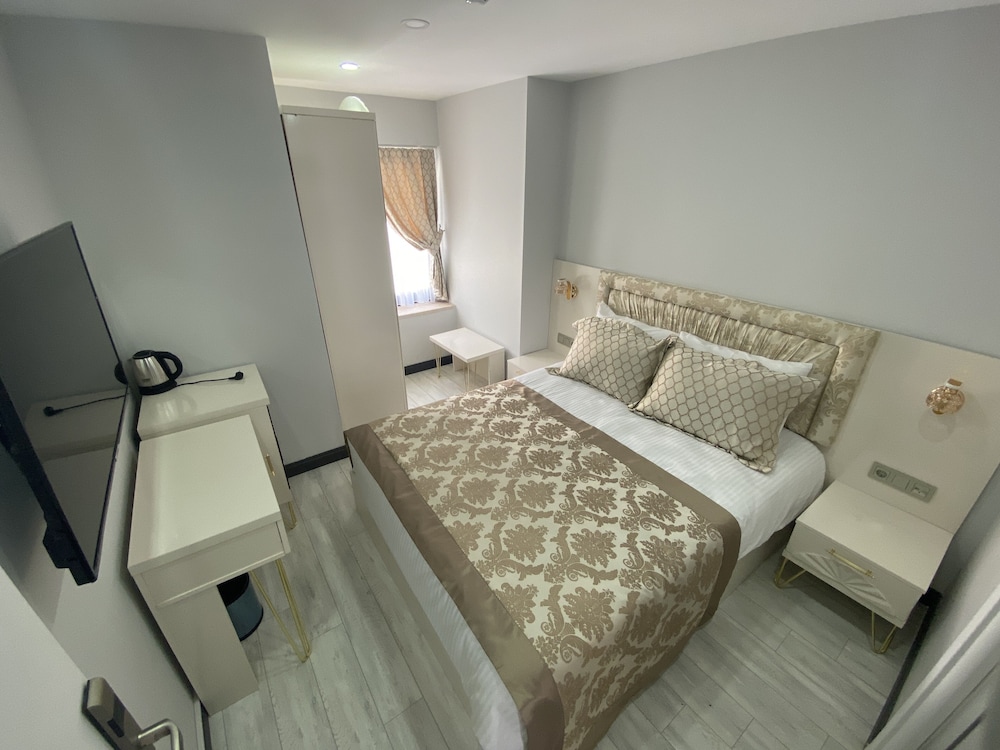 shiva pera hotel spa