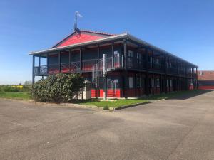 enzo hotels chartres mainvilliers by kyriad direct