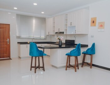 sunrise fully furnished apartments