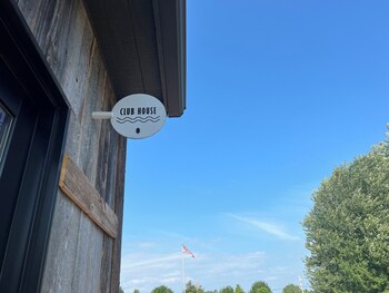 finger lakes treehouse and spa