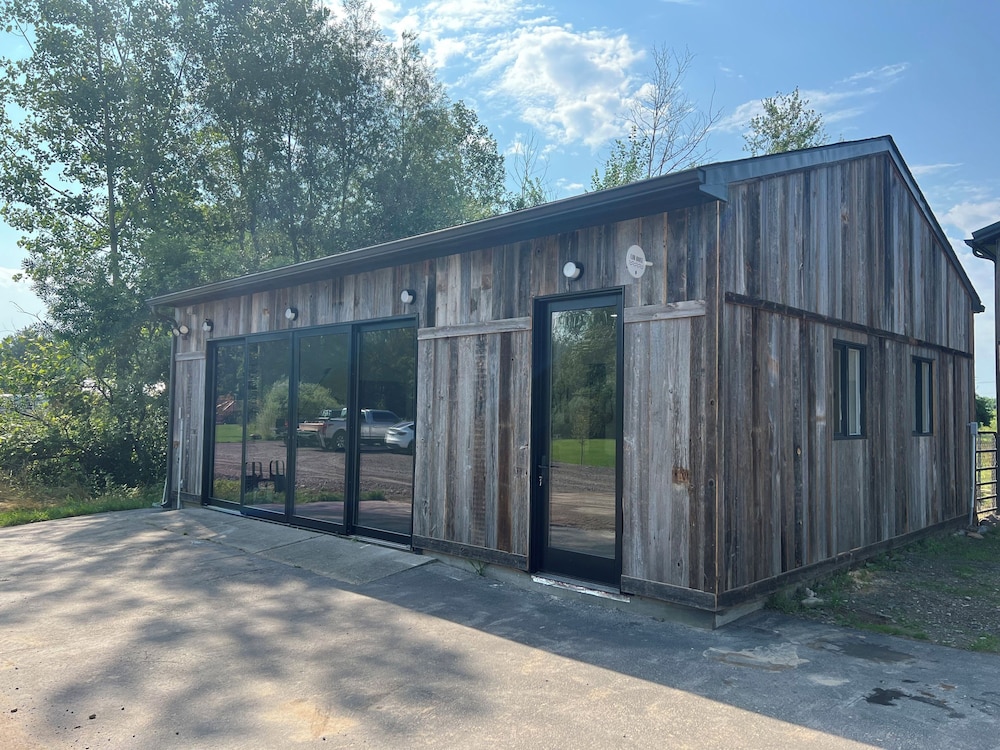 finger lakes treehouse and spa