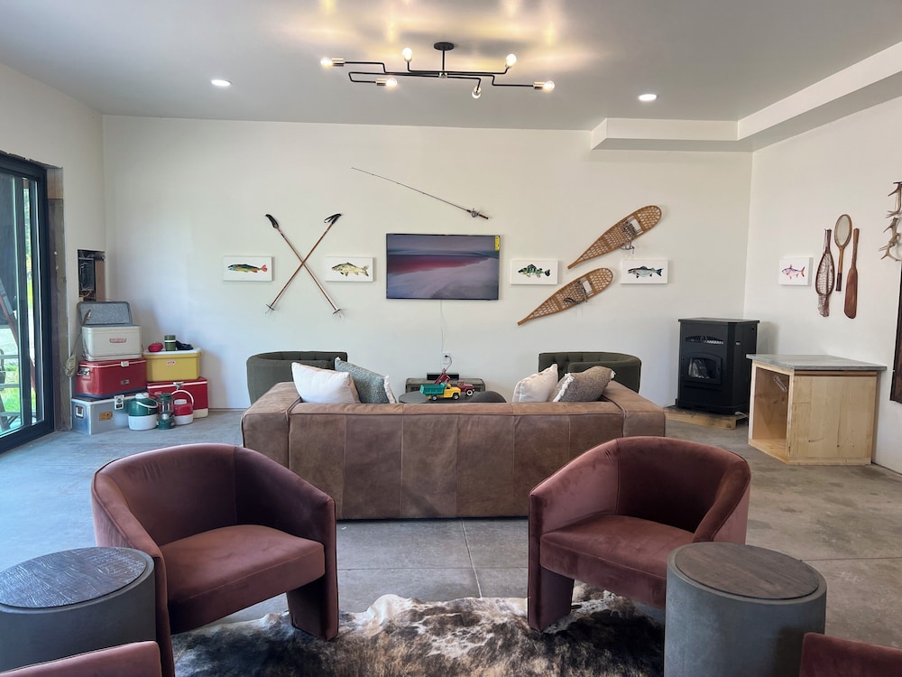 finger lakes treehouse and spa