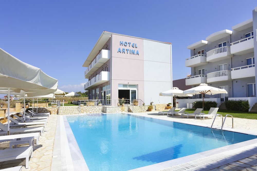 artina hotel