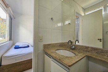 pe na areia do guaruja praia do tombo f