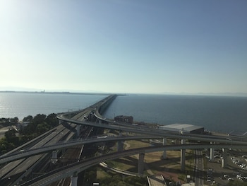 odysis suites osaka airport hotel