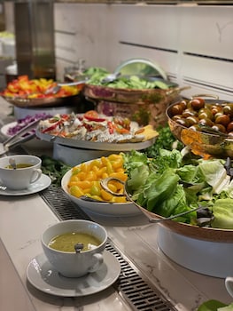 theatron jerusalem hotel and spa mgallery collection