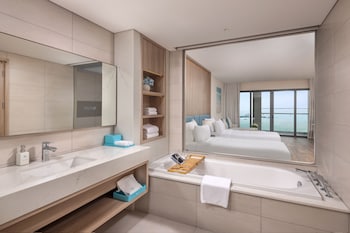 a la carte ha long bay residence