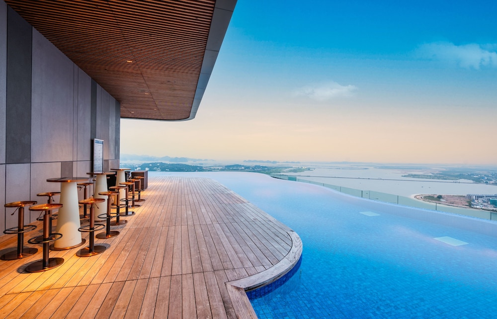 a la carte ha long bay residence