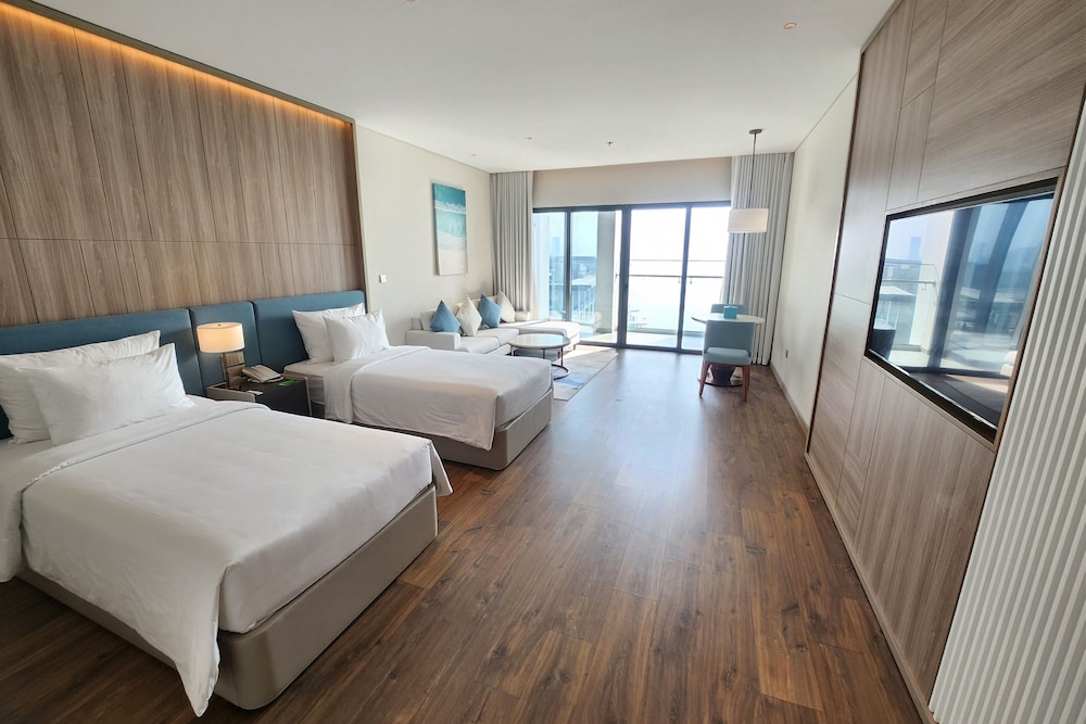 a la carte ha long bay residence