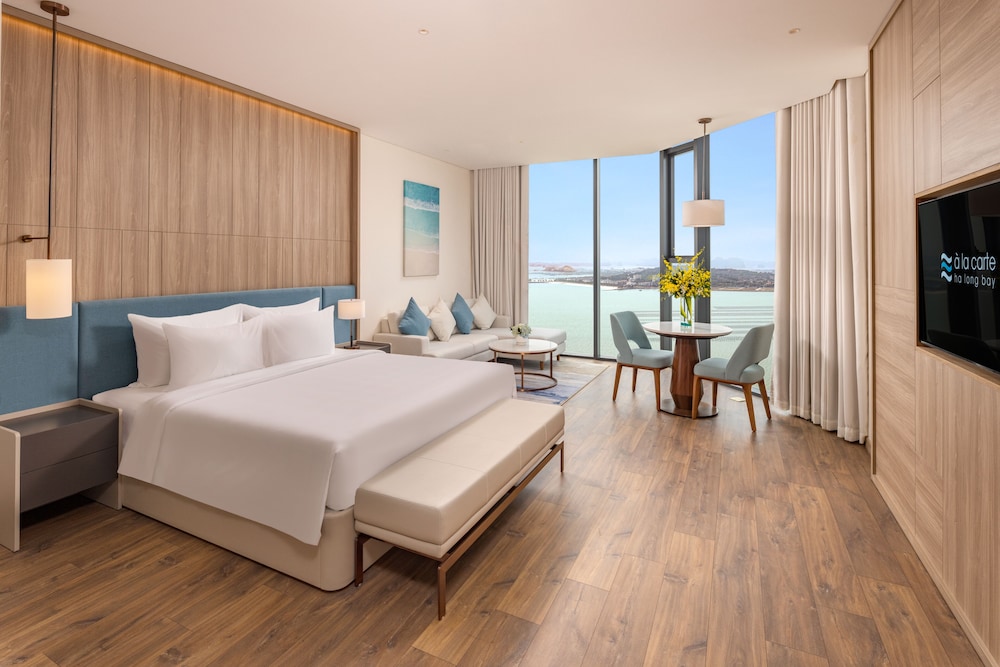 a la carte ha long bay residence
