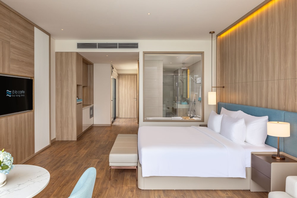 a la carte ha long bay residence