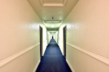americas best value inn san antonio airport south