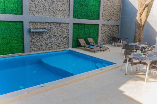 hotel el marques de manga