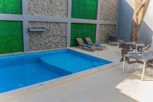 hotel el marques de manga