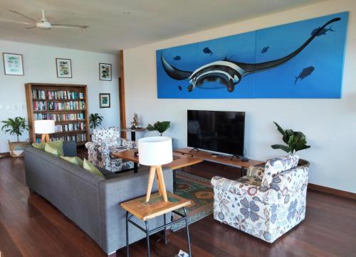 paradise garage komodo villa