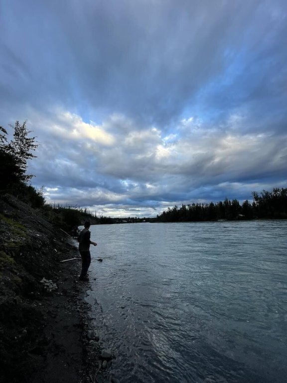 alaska lake and lodge at longmere