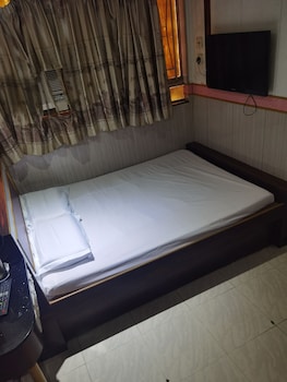 spanish hostel