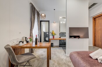 starlight luxury suites