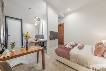 starlight luxury suites