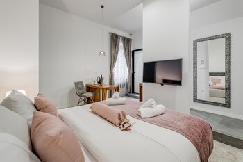 starlight luxury suites
