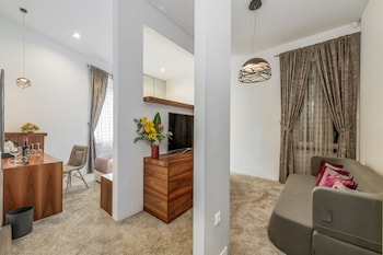 starlight luxury suites