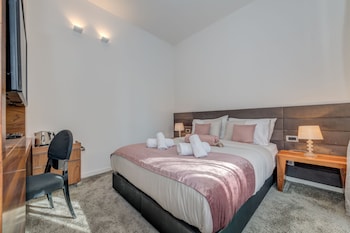 starlight luxury suites
