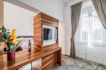 starlight luxury suites