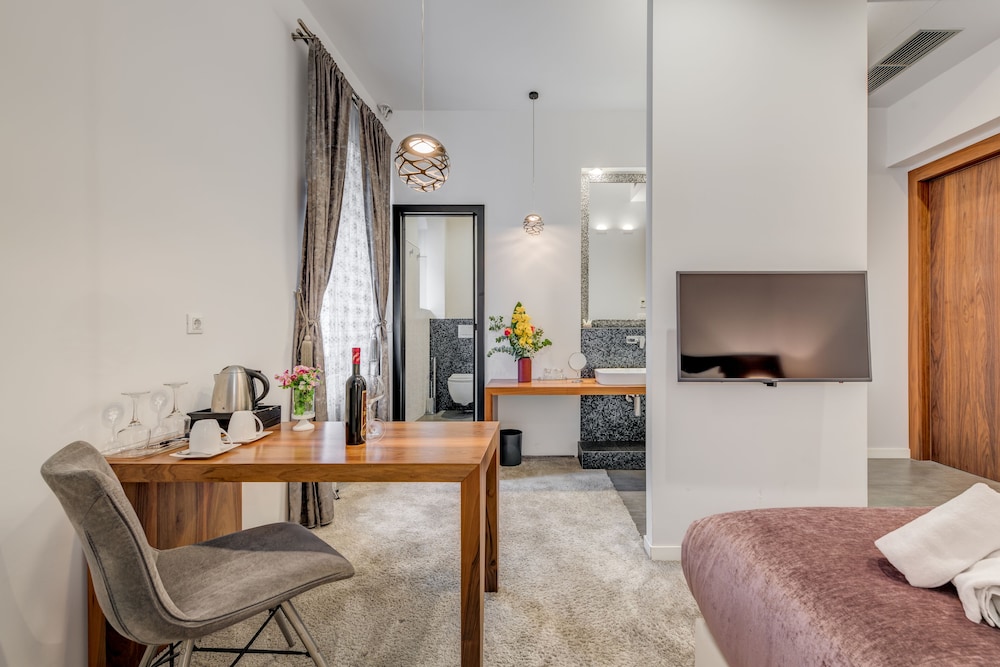starlight luxury suites