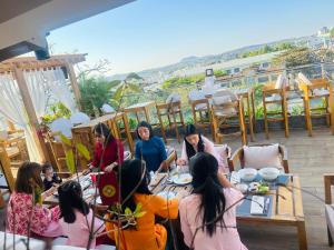 ngon avatar boutique hotel