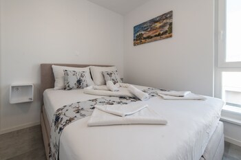 apartments olive garden 2